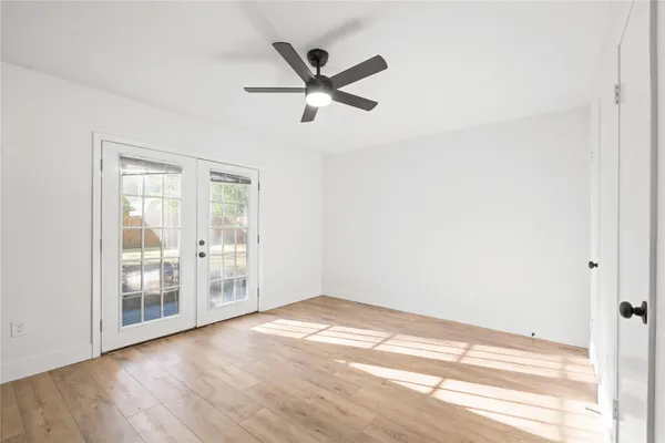 $2,100 | 19415 Enchanted Oaks Drive, Spring, TX 77388