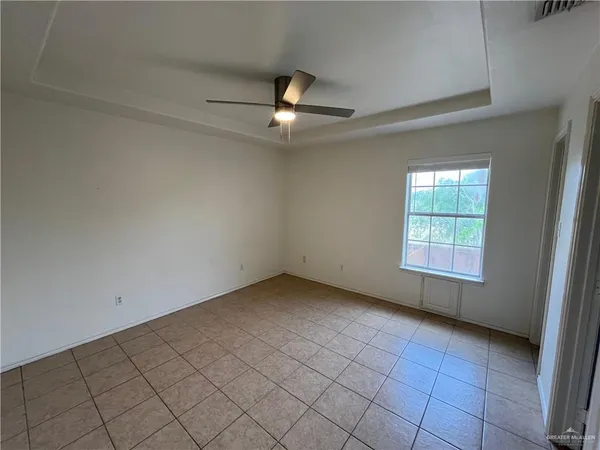 $850 | 1313 North Sal Street, Unit 4, Edinburg, TX 78541