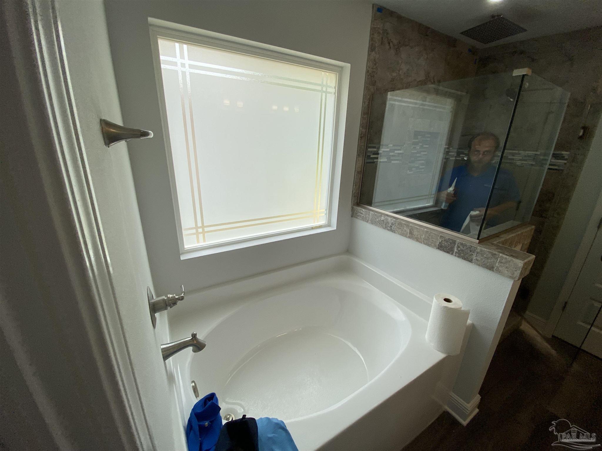 4753 West Lynn Road Milton, FL 32583 - Photo 10 of 16 Gallery Image 10