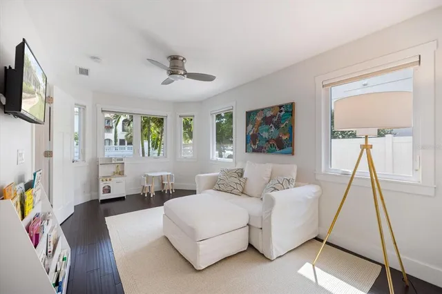 $1,899,000 | 1841 Datura Street, Sarasota, FL 34239