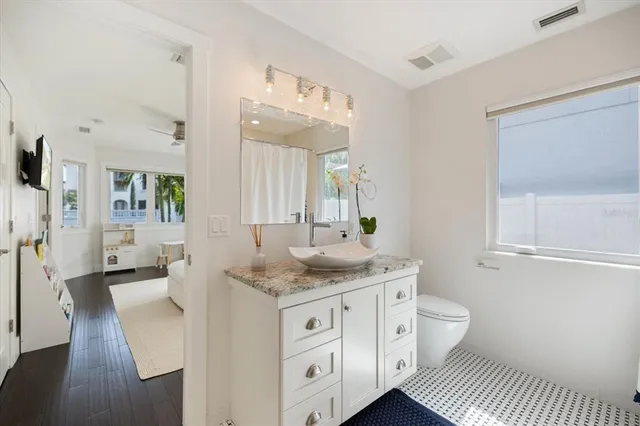 $1,899,000 | 1841 Datura Street, Sarasota, FL 34239