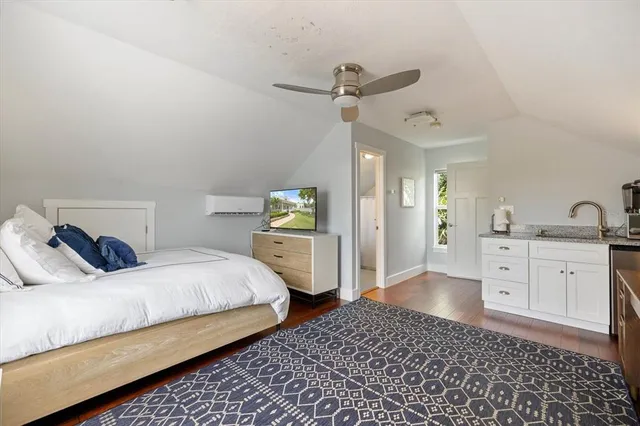 $1,899,000 | 1841 Datura Street, Sarasota, FL 34239