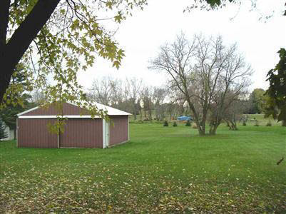 8216 Barden Road Davison, MI 48423 - Photo 7 of 9 20224166-6.JPG