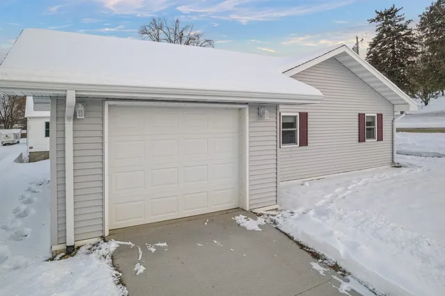 $239,000 | 119 West Hall Street, Kendall, WI 54638