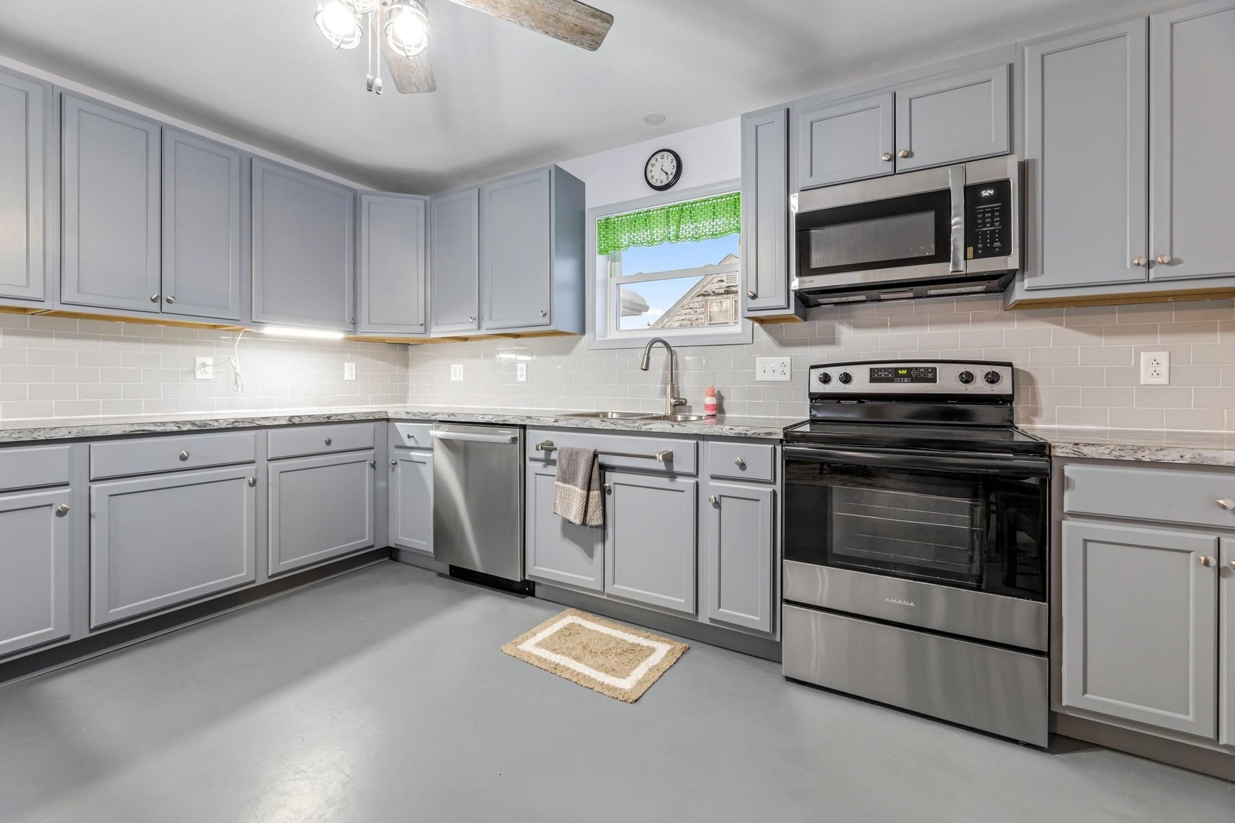 119 West Hall Street Kendall, WI 54638 - Photo 10 of 23