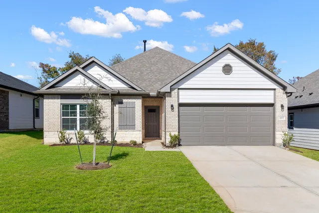 $2,100 | 11832 Whirlaway Drive, Willis, TX 77318