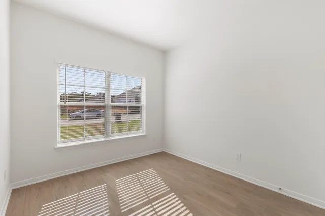 $2,100 | 11832 Whirlaway Drive, Willis, TX 77318