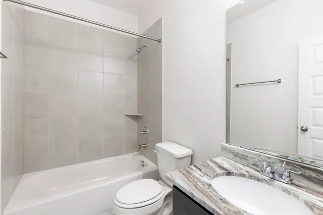 $2,100 | 11832 Whirlaway Drive, Willis, TX 77318