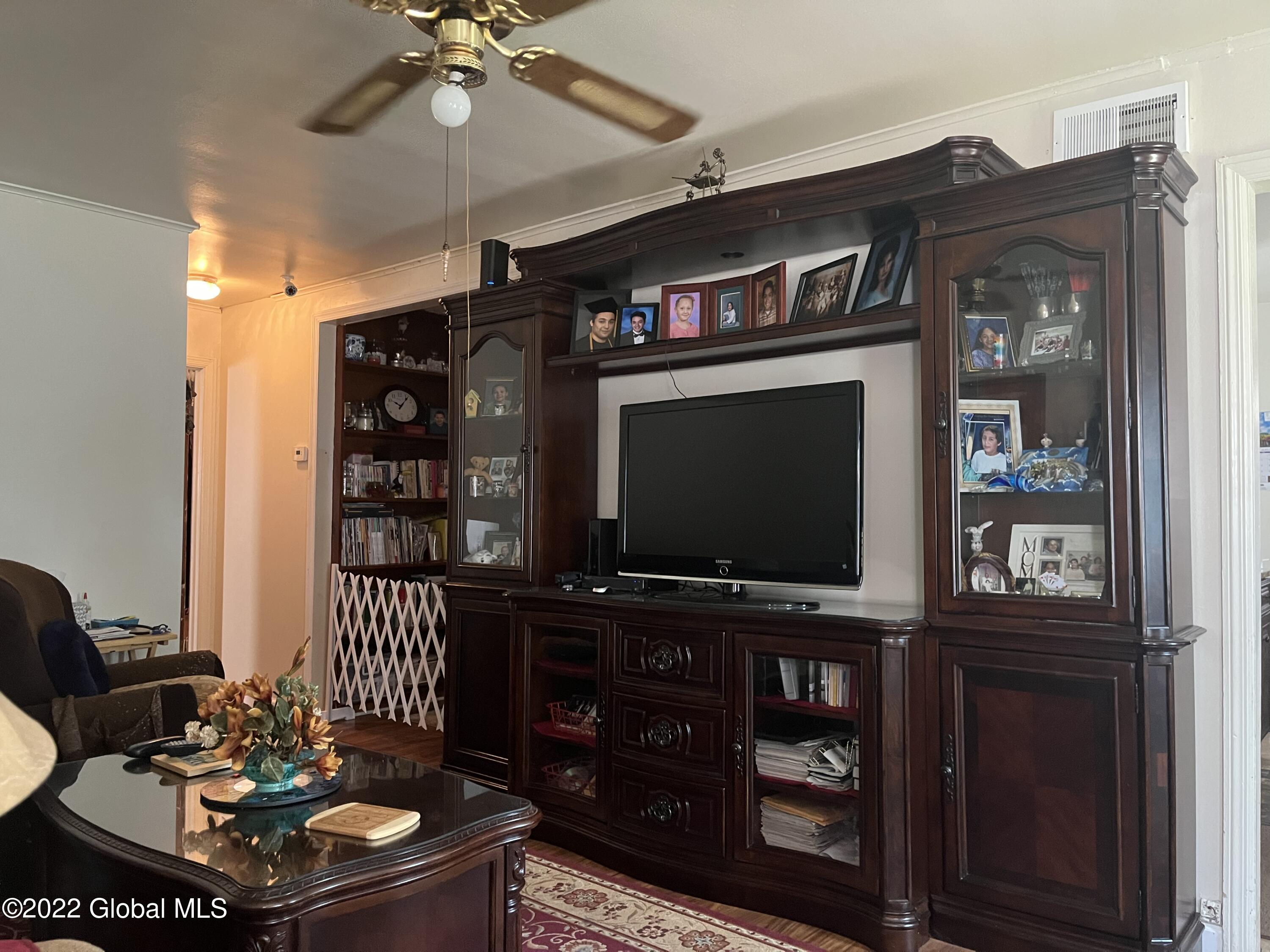 2902 Coniston Road Schenectady, NY 12304 - Photo 11 of 26 CF91BDA9-52A0-4D54-872C-E1CEAFA24984