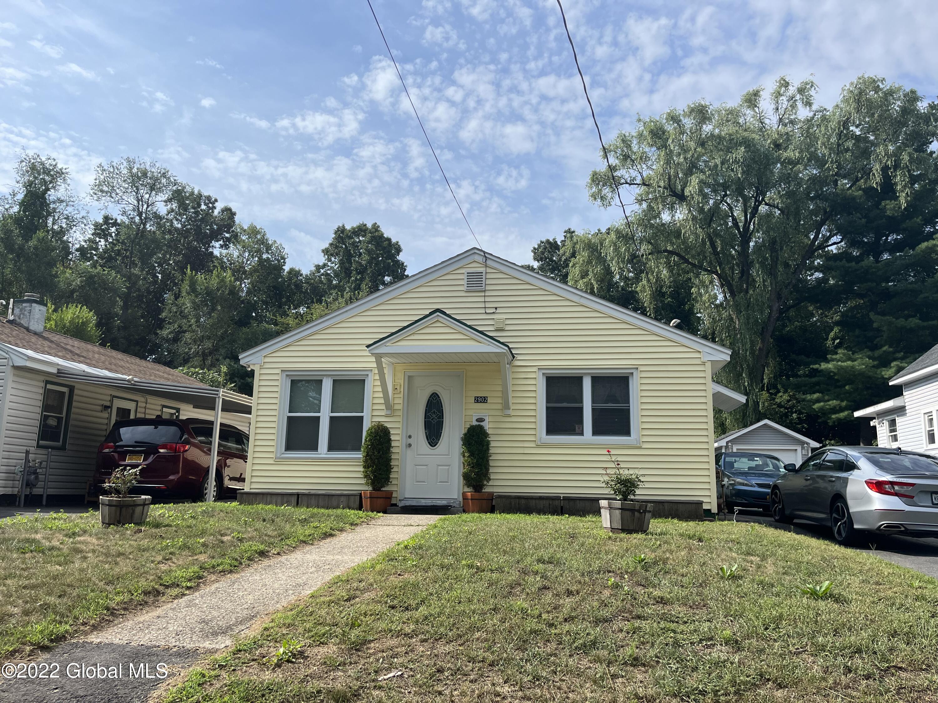2902 Coniston Road Schenectady, NY 12304 - Photo 2 of 26 7B6C41ED-0FC9-4B64-82D9-3EDB8219FC0A