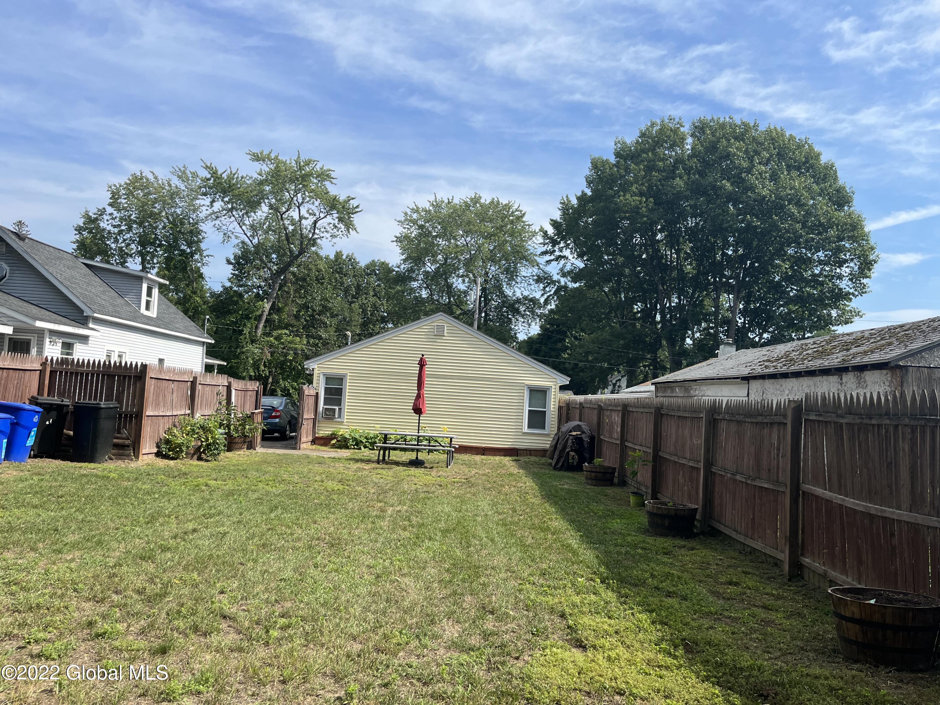 2902 Coniston Road Schenectady, NY 12304 - Photo 25 of 26 653A0B1E-87A3-477D-A2A8-77CFE69931F2