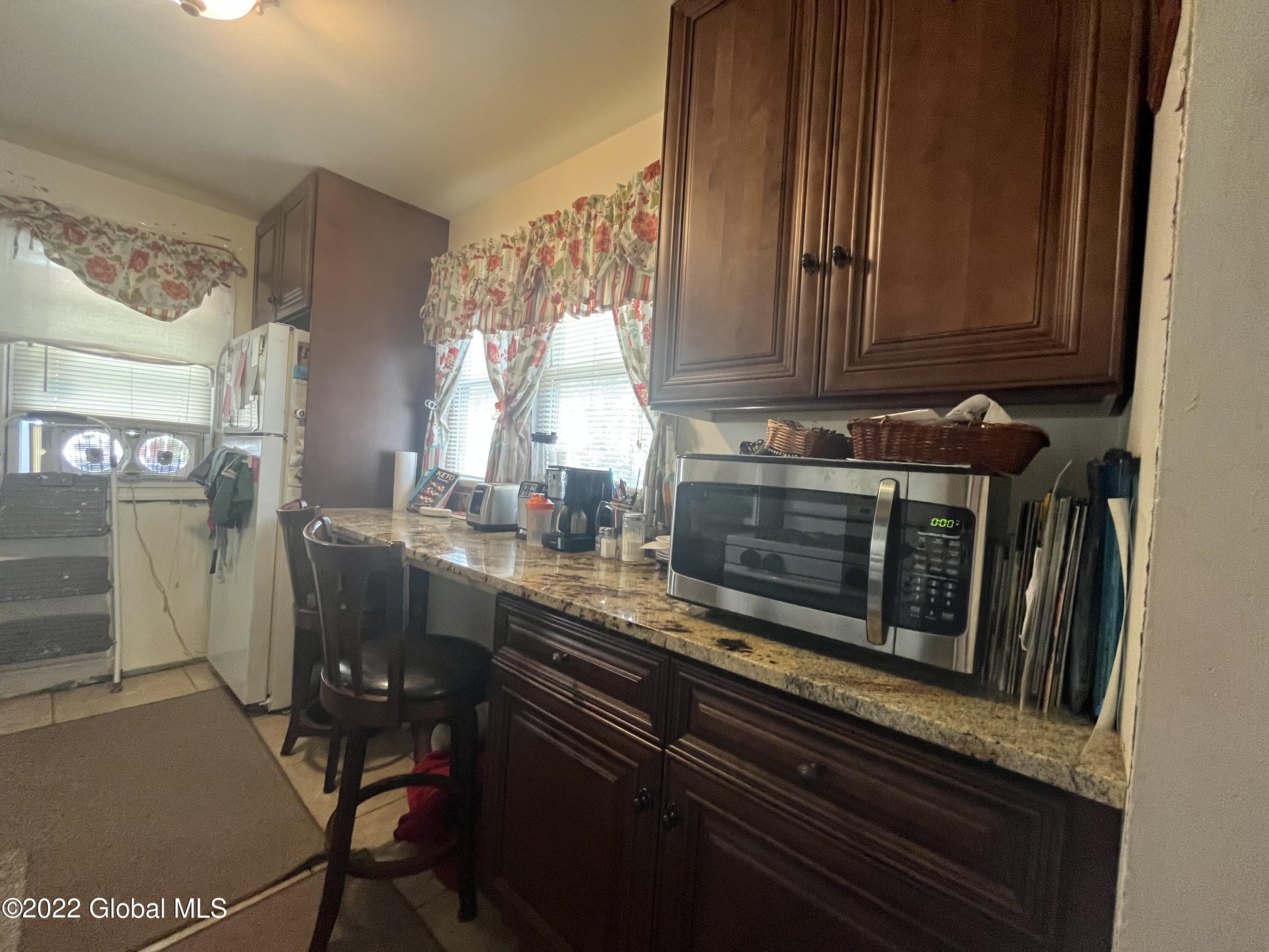 2902 Coniston Road Schenectady, NY 12304 - Photo 9 of 26 467307C8-8362-4E90-8917-88E505BDB293