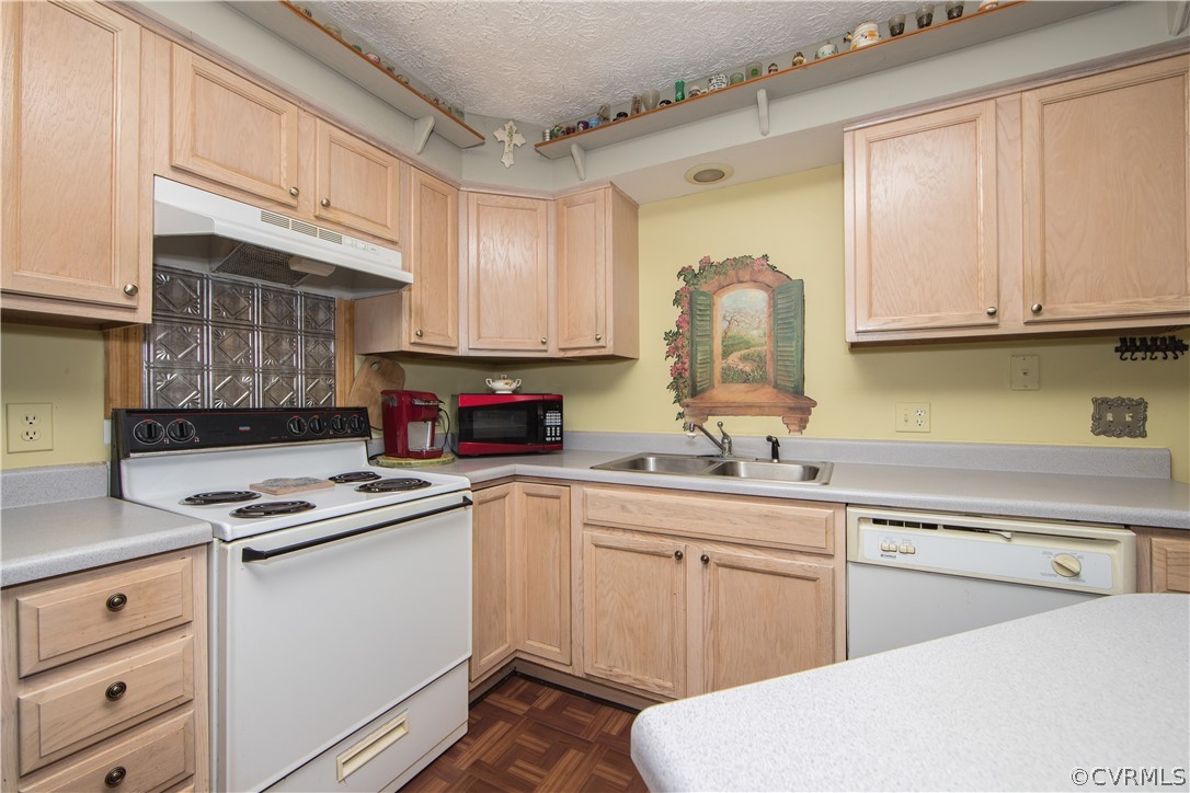2257 Batterson Road Powhatan, VA 23139 - Photo 8 of 29 Gallery Image 8
