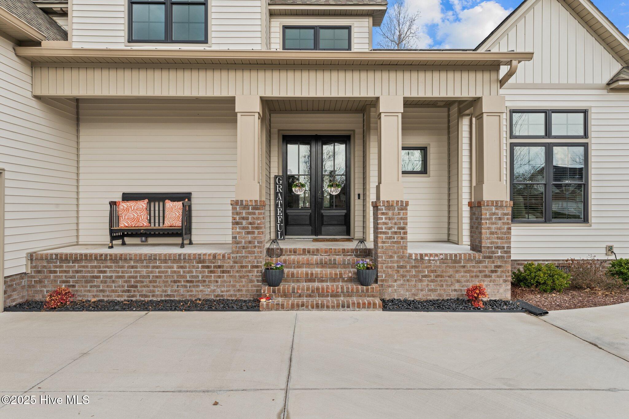 114 Mellen Road New Bern, NC 28562 - Photo 15 of 59 Welcoming porch