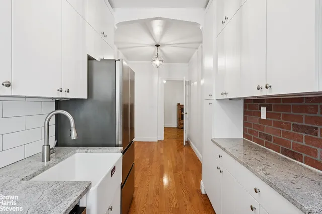 $420,000 | 57 Park Terrace West, Unit 3G | Inwood
