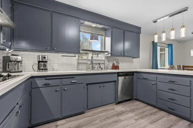 $404,900 | 2850 Oakview Drive, Redding, CA 96002