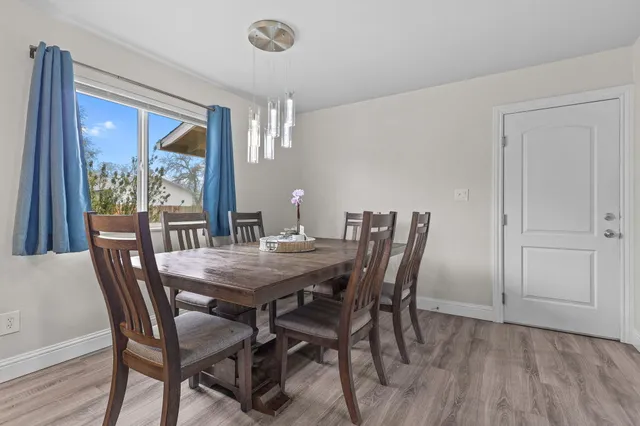 $404,900 | 2850 Oakview Drive, Redding, CA 96002