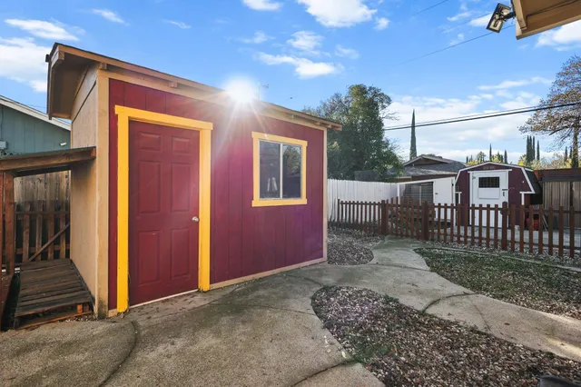 $404,900 | 2850 Oakview Drive, Redding, CA 96002