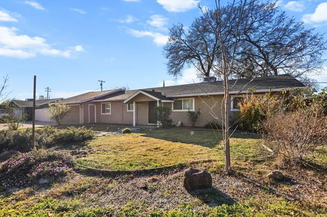 $404,900 | 2850 Oakview Drive, Redding, CA 96002