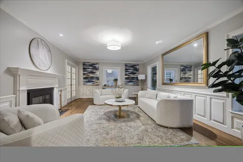 $1,935,000 | 2420 Locke Lane, Houston, TX 77019