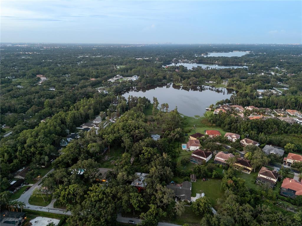 16619 Indian Mound Road Tampa, FL 33618 - Photo 17 of 26 an aerial view of multiple house