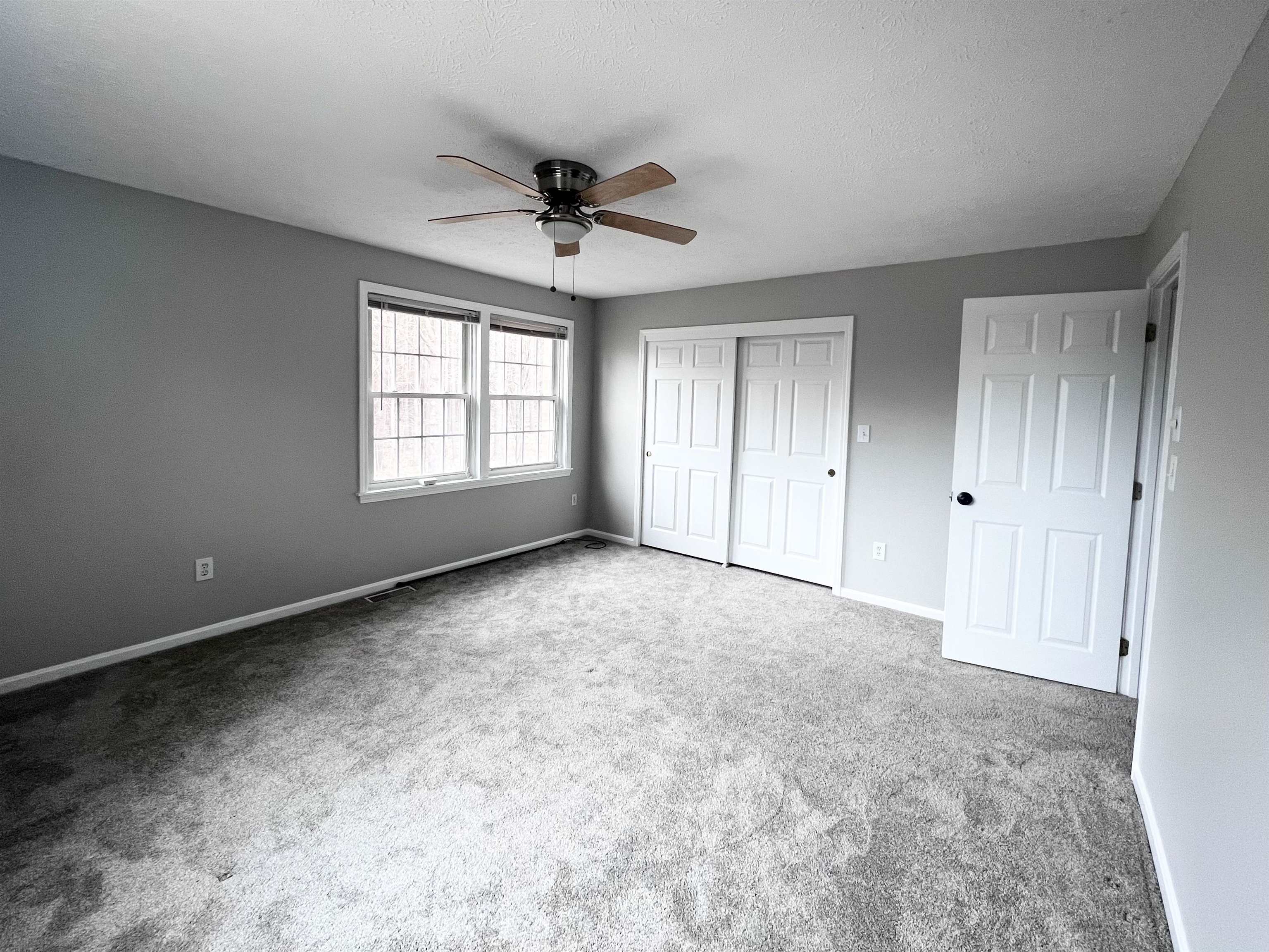 83 Derryfield Court Manchester, NH 03104 - Photo 18 of 38