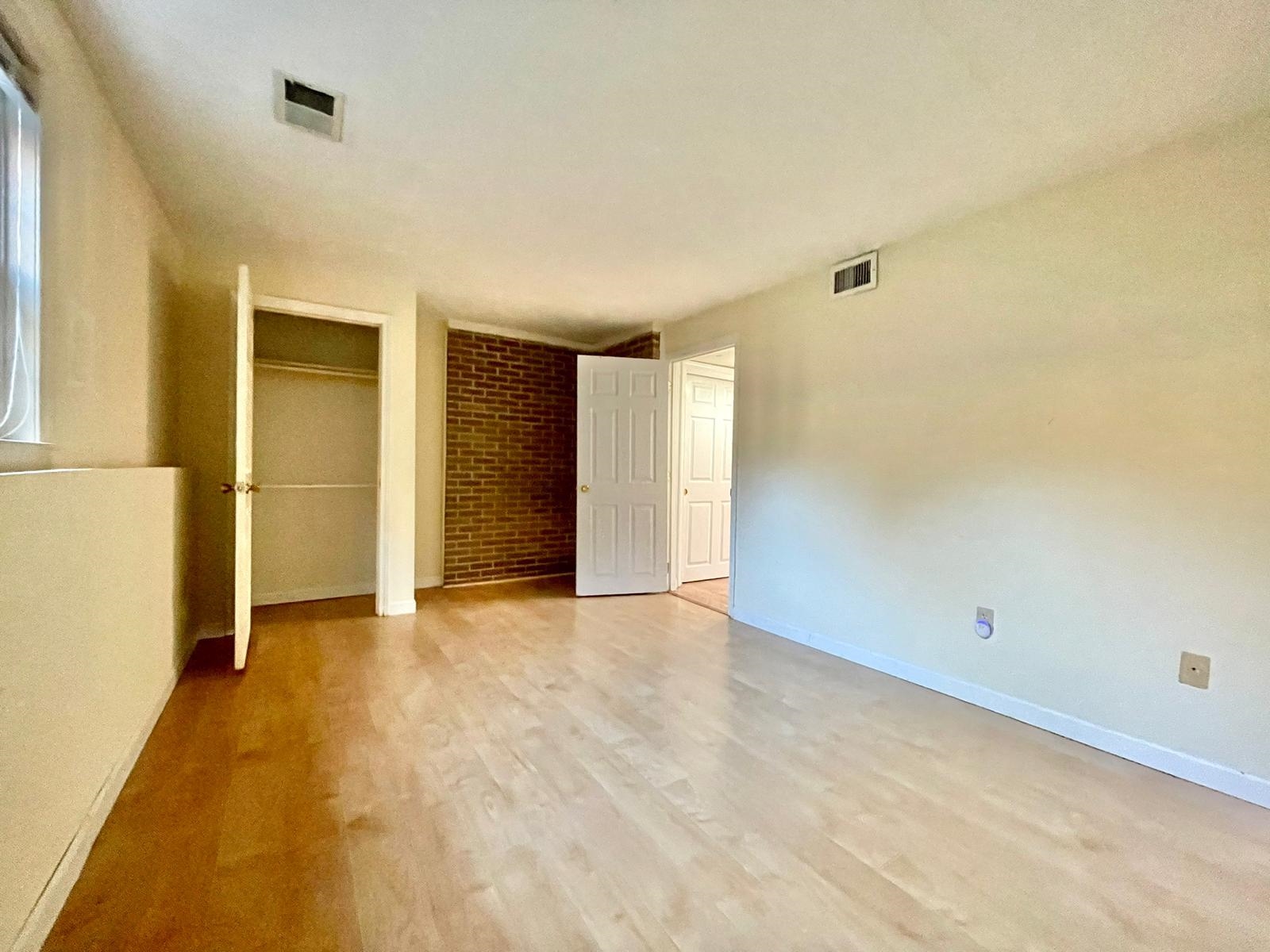 83 Derryfield Court Manchester, NH 03104 - Photo 34 of 38