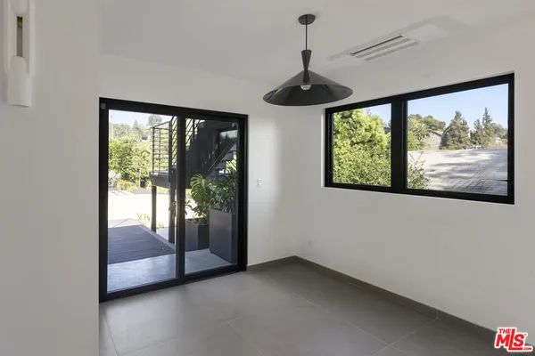 $5,750 | 2287 Baxter Street, Los Angeles, CA 90039