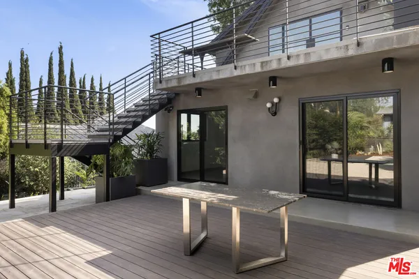 $5,750 | 2287 Baxter Street, Los Angeles, CA 90039