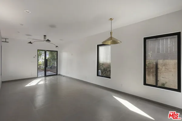 $5,750 | 2287 Baxter Street, Los Angeles, CA 90039