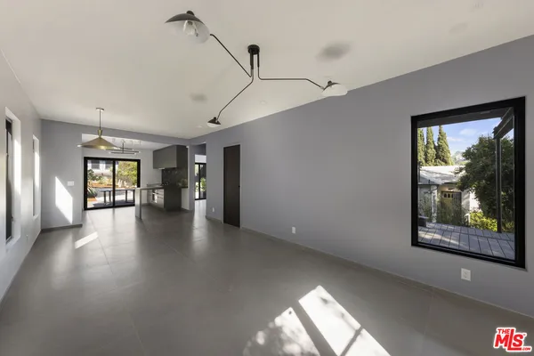 $5,750 | 2287 Baxter Street, Los Angeles, CA 90039