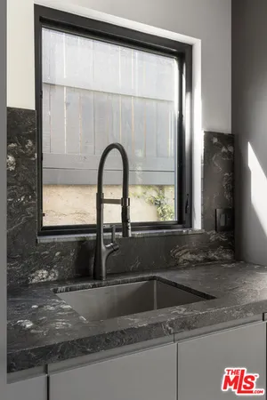 $5,750 | 2287 Baxter Street, Los Angeles, CA 90039