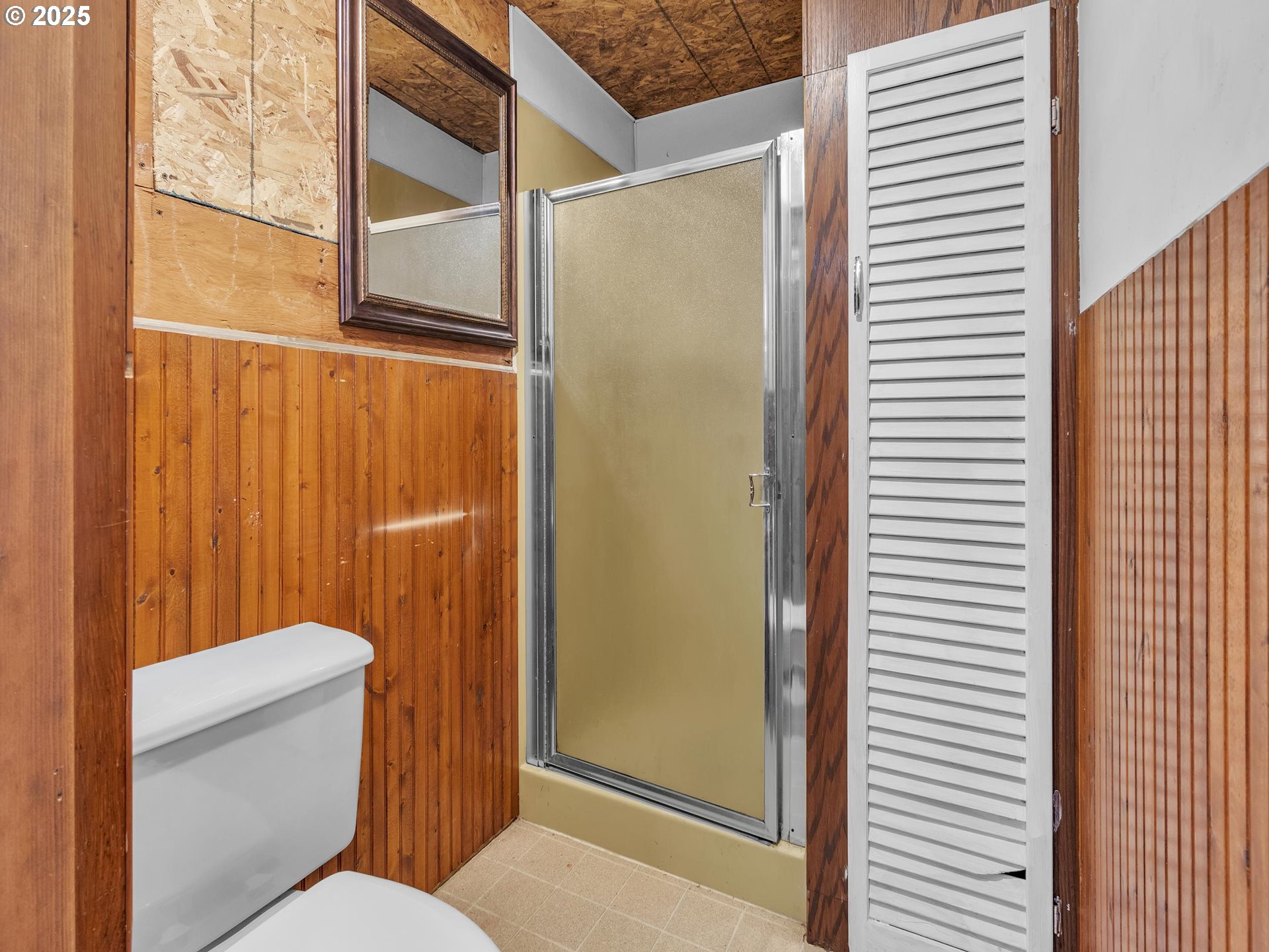 707 Northeast Carty Road Ridgefield, WA 98642 - Photo 15 of 31 a bathroom with a toilet