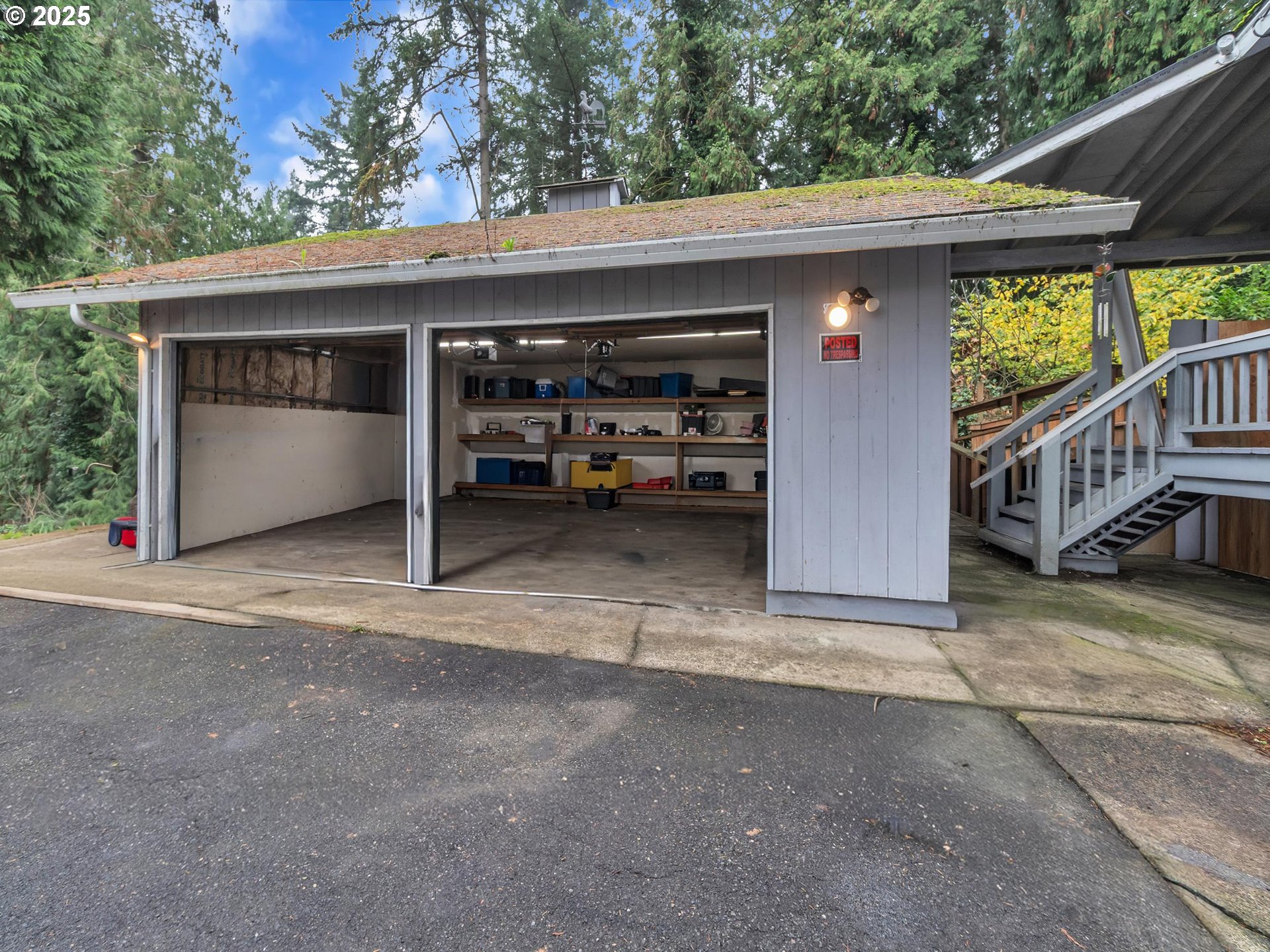 707 Northeast Carty Road Ridgefield, WA 98642 - Photo 24 of 31 a view of a car garage