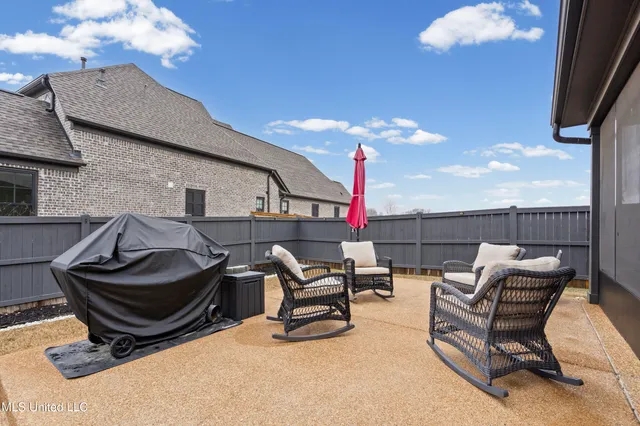 $545,000 | 4777 Bolivar Trail North, Olive Branch, MS 38654