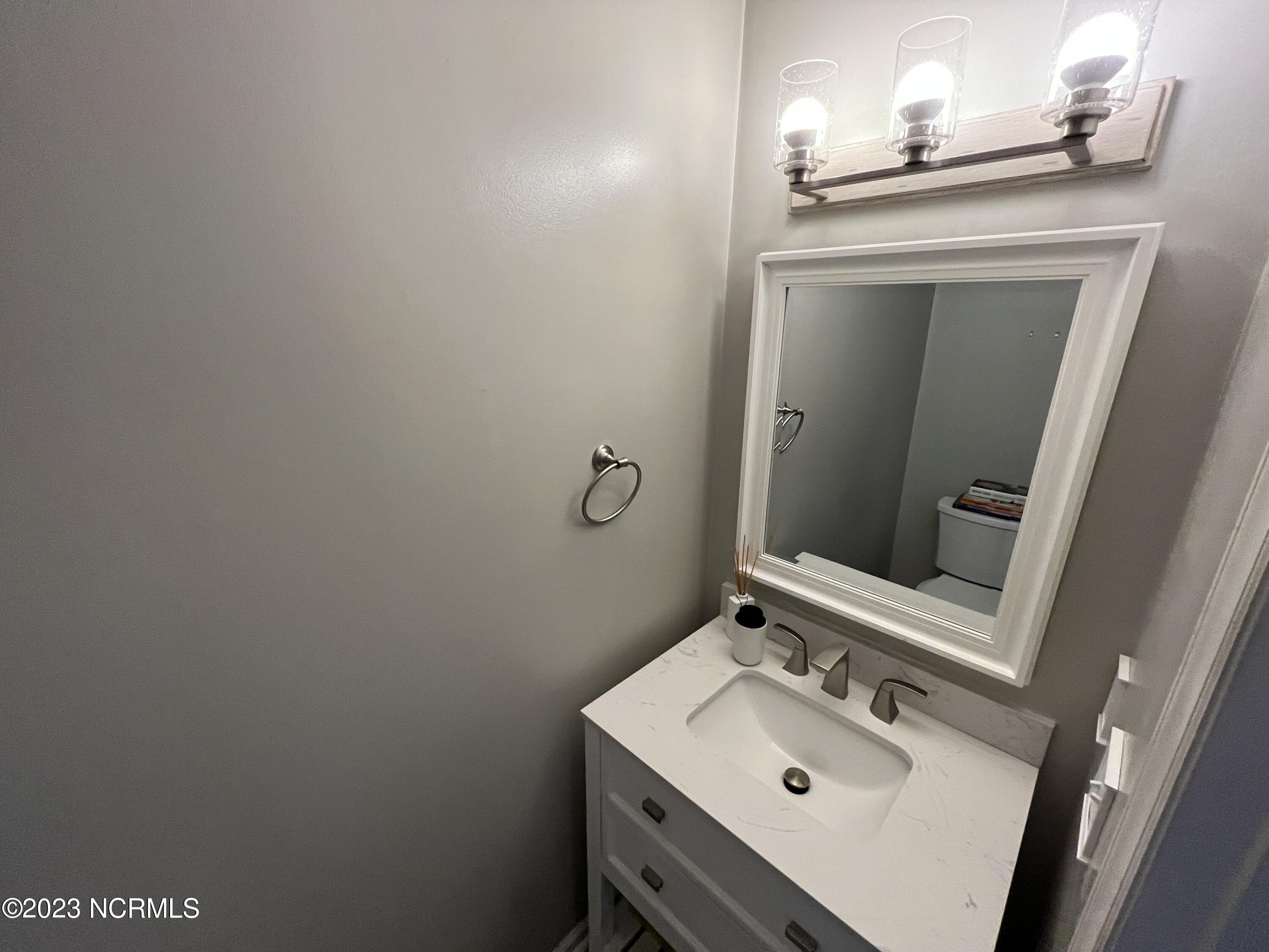 7344 Cornwallis Road Garner, NC 27529 - Photo 13 of 36 Powder Room