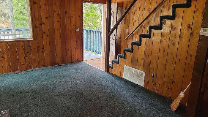 2251 Eagle Lane Running Springs, CA 92382 - Photo 4 of 17