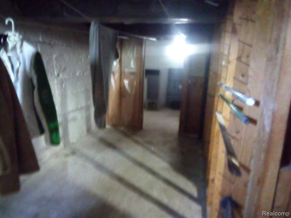 5255 North Seymour Road Flushing, MI 48433 - Photo 14 of 44