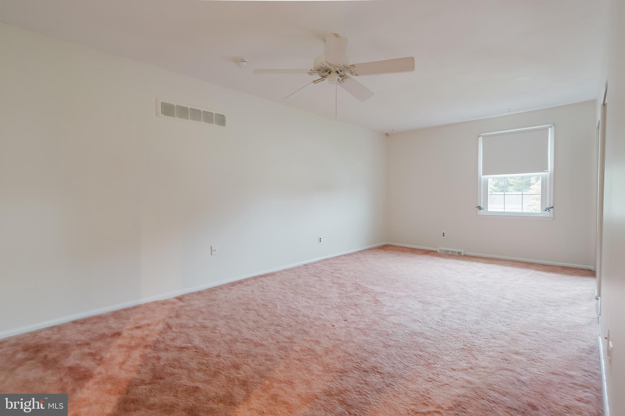 305 Stamford Drive Newark, DE 19711 - Photo 26 of 51 Primary bedroom with full bathroom.