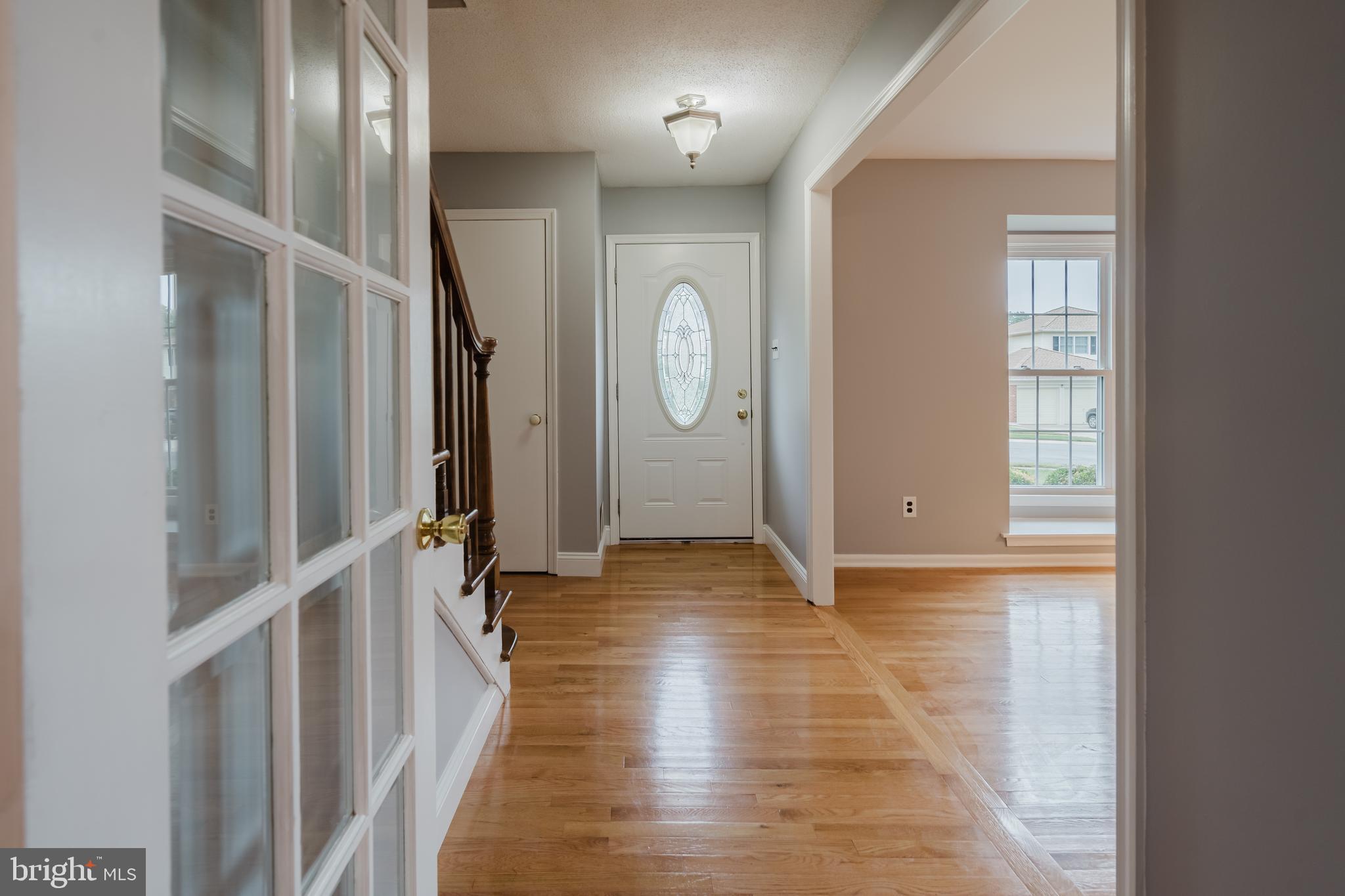 305 Stamford Drive Newark, DE 19711 - Photo 4 of 51