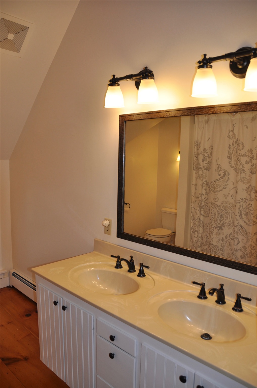 567 Orchard Run Cornwall, VT 05753 - Photo 30 of 36 Gallery Image 30