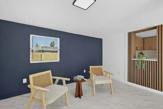 $359,900 | 804 Walnut Drive, Seffner, FL 33584