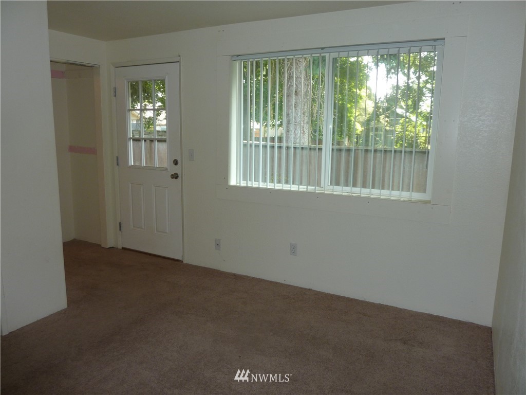 617 Southwest Trout Court Camas, WA 98607 - Photo 13 of 25 Gallery Image 13