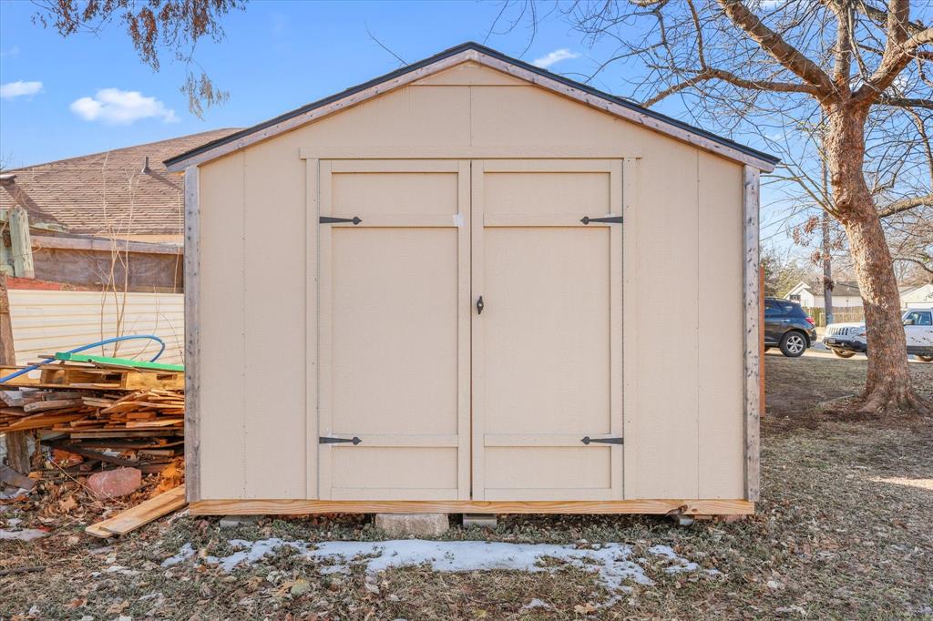 104 East 6th Street Irving, TX 75060 - Photo 16 of 16