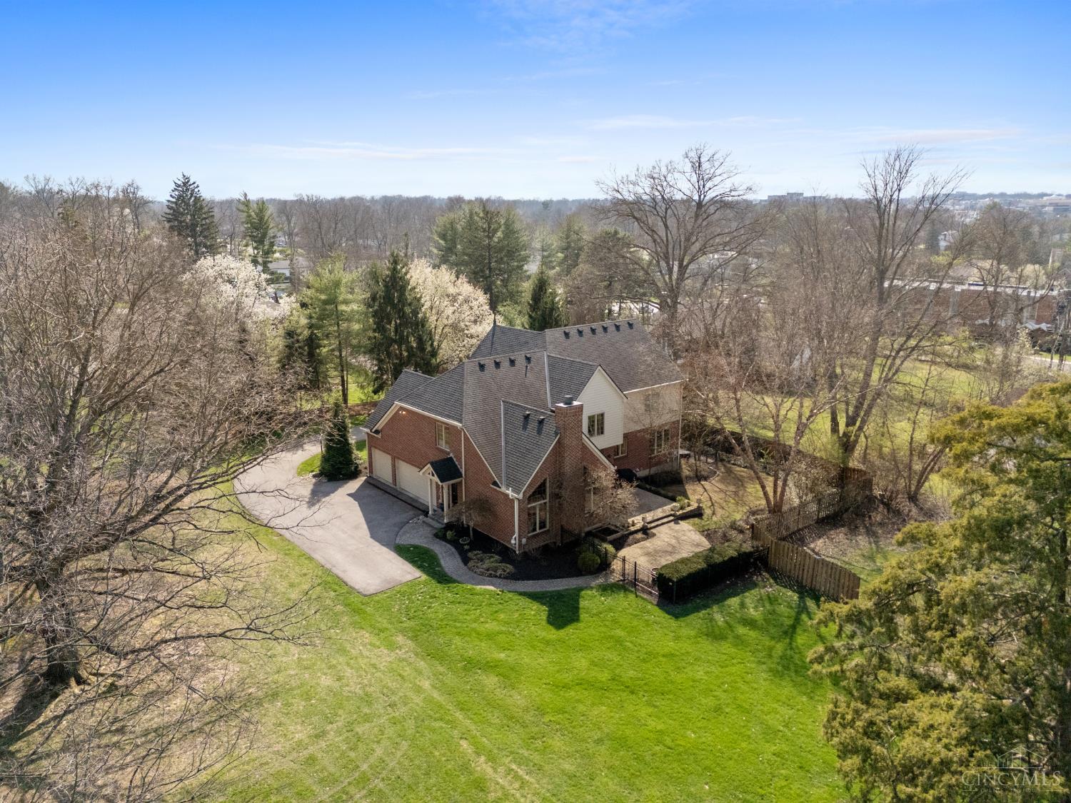 7740 Kugler Mill Road Cincinnati, OH 45243 - Photo 42 of 46