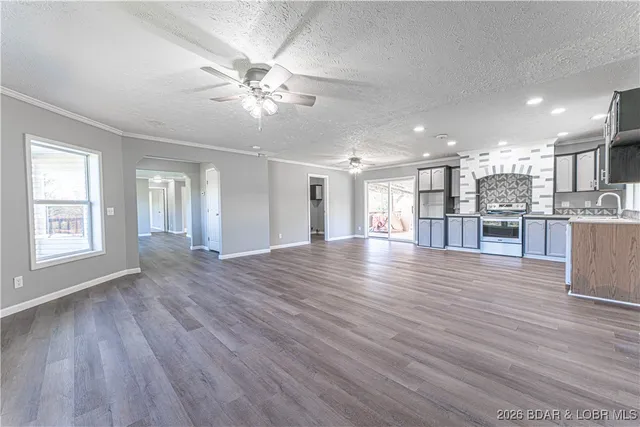 $145,000 | 1123 Woodland Drive, Eldon, MO 65026