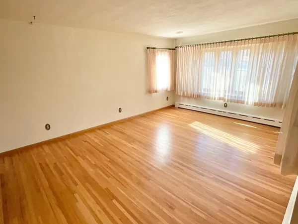 $256,000 | 1503 16th Street Southwest, Austin, MN 55912