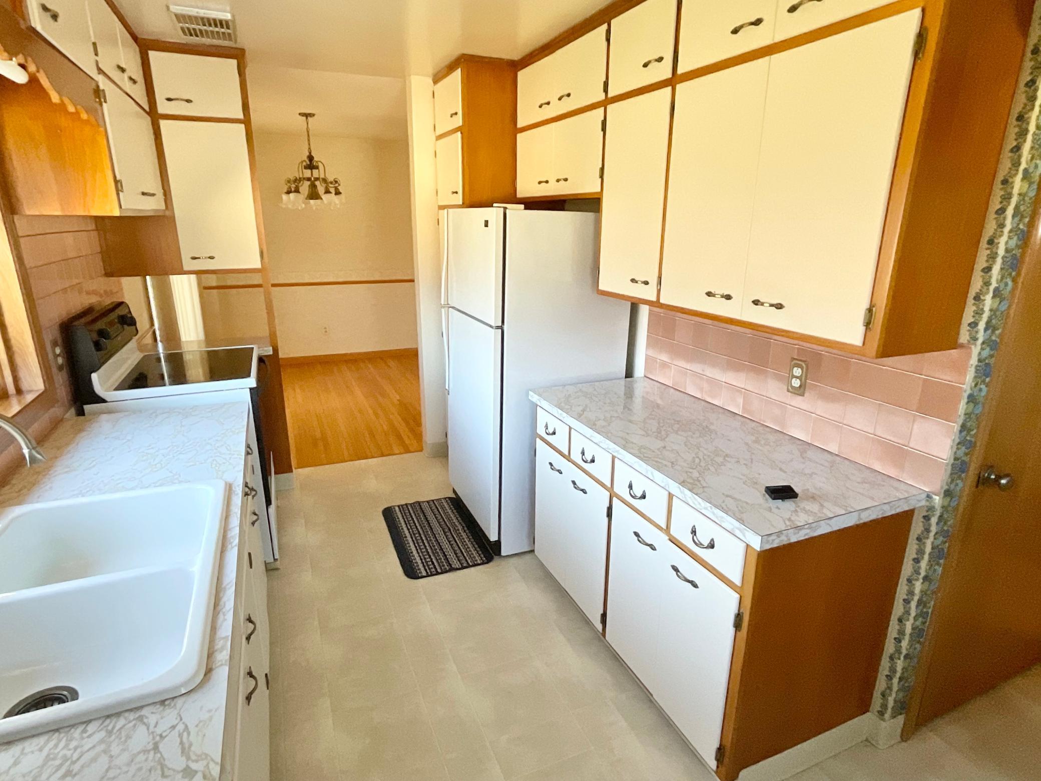 1503 16th Street Southwest Austin, MN 55912 - Photo 8 of 27