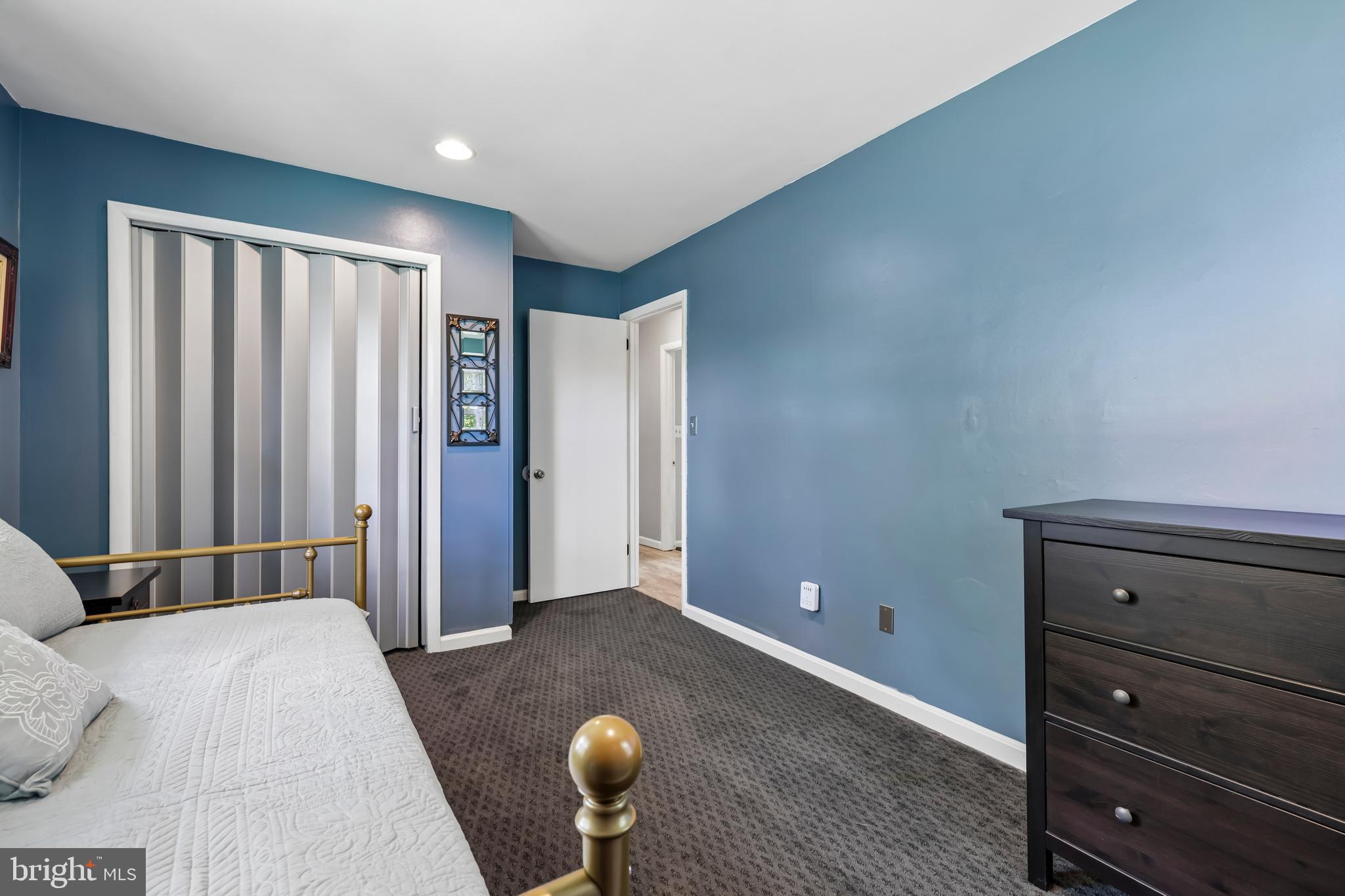 2806 Pinewick Road Ellicott City, MD 21042 - Photo 20 of 61 Bedroom