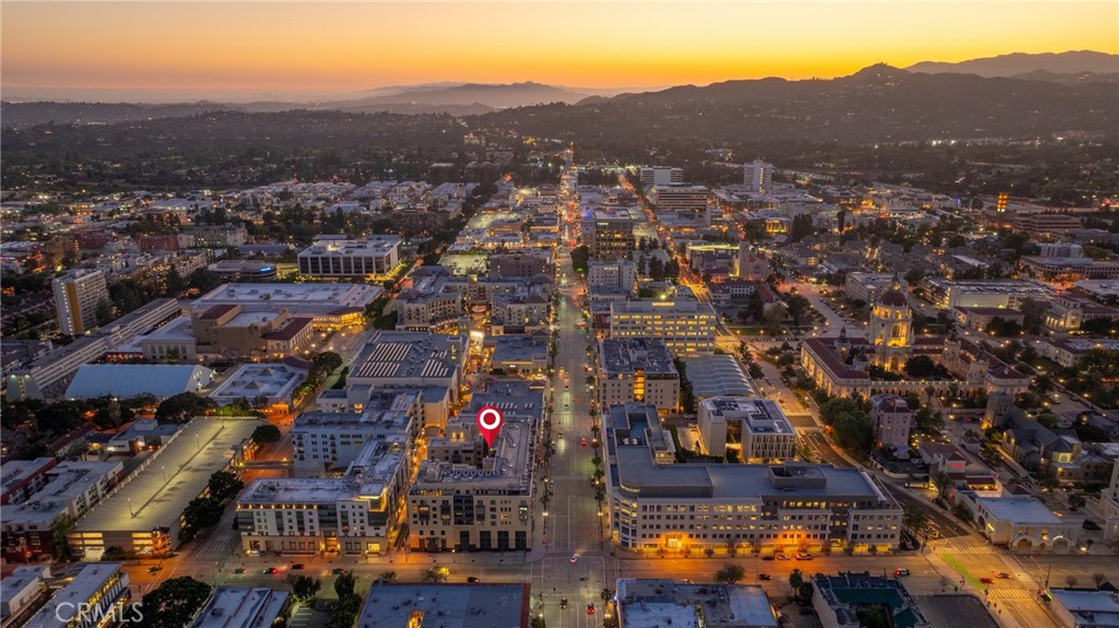39 South Los Robles Avenue, Unit 6010 Pasadena, CA 91101 - Photo 38 of 38 an aerial view of residential houses with city view